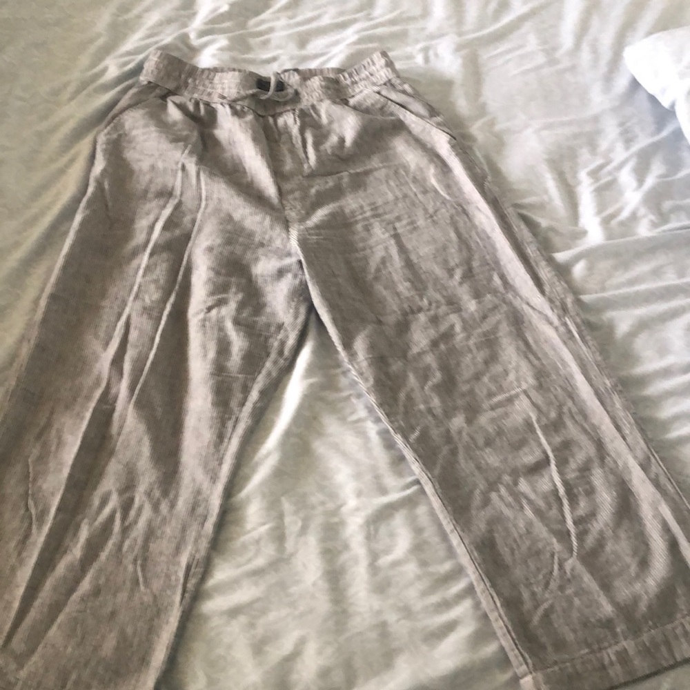 2 piece Pin striped set. From Abercrombie& Fitch